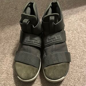 Nike LeBron Soldier 11 Sneakers - Olive Green